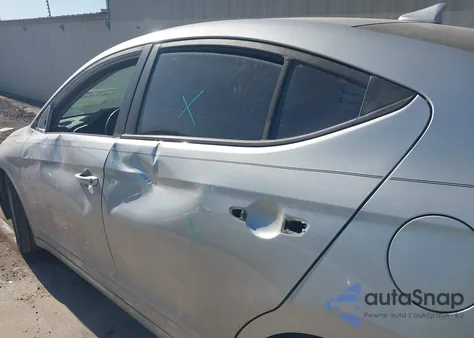 2019 Hyundai Elantra Sel z USA, uszkodzony, nr VIN 5NPD84LF8KH454682
